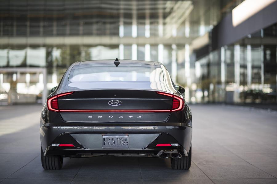  Hyundai Sonata 2019 года  (NA) (фото 15 из 42)